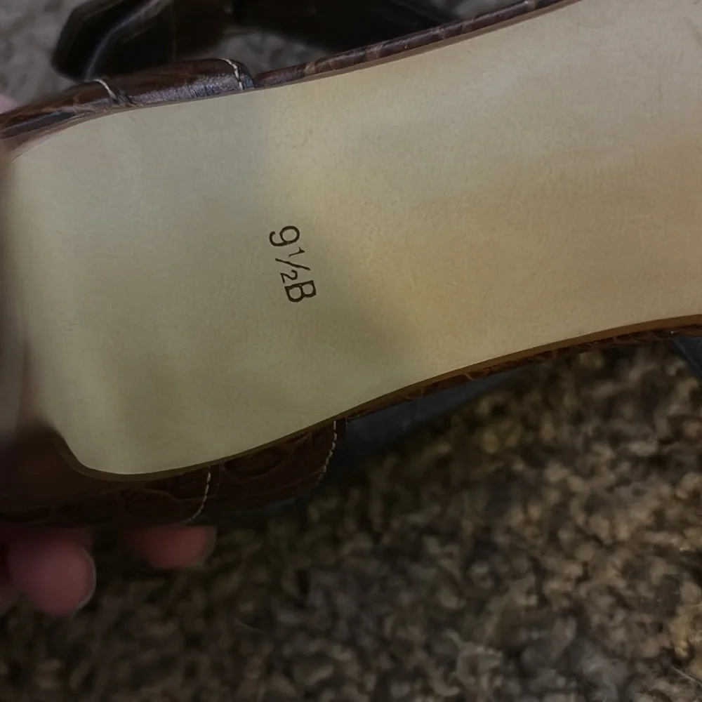 Talbots Croc Embossed Heel